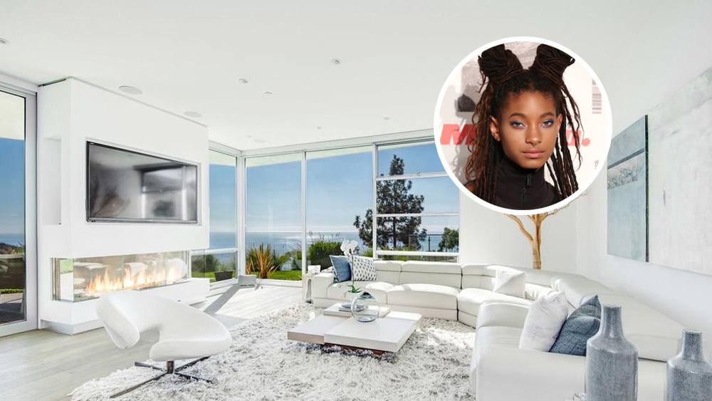 Willow Smith Buys in Malibu