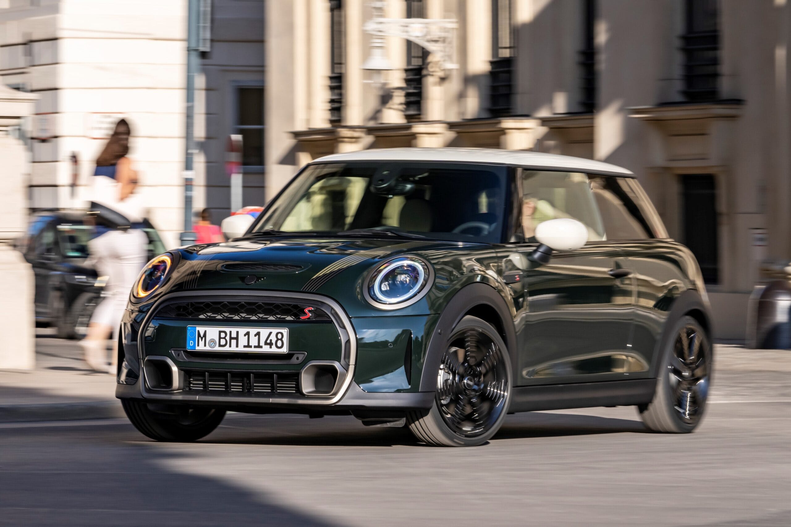 Test Drive: 2022 Mini Cooper S Hardtop 2-Door Review - CARFAX