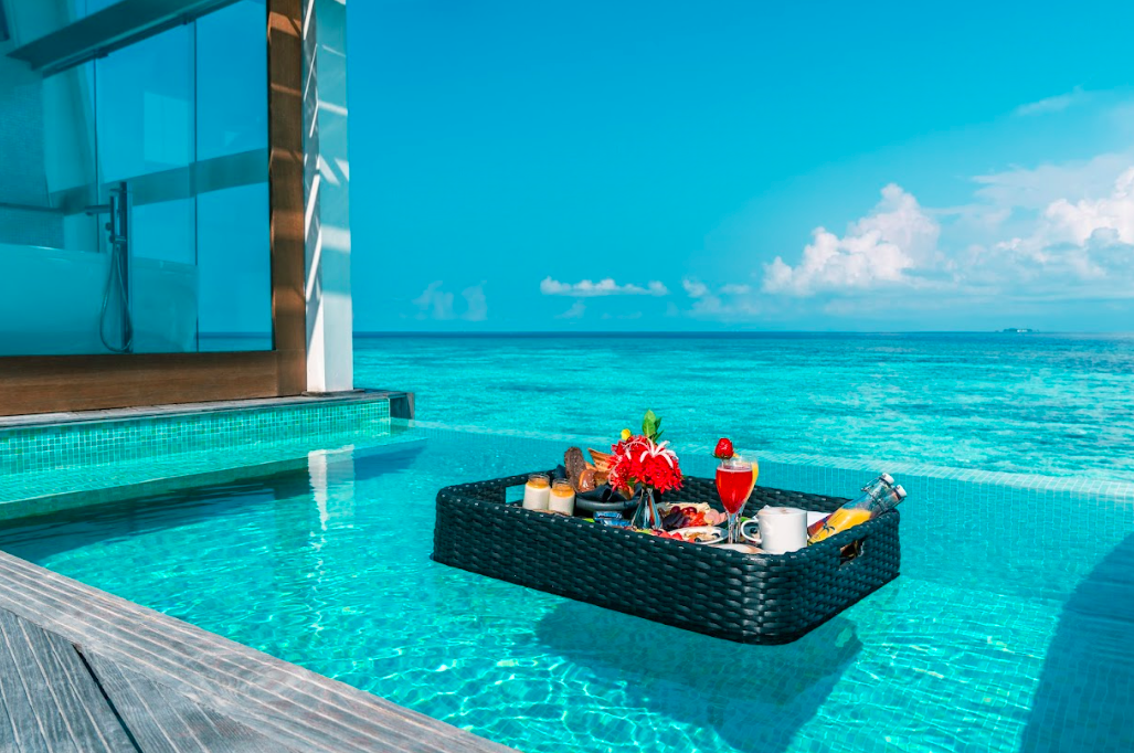 Kandolhu Maldives Introduces the Floating Breakfast Experience – Hotelier  Maldives