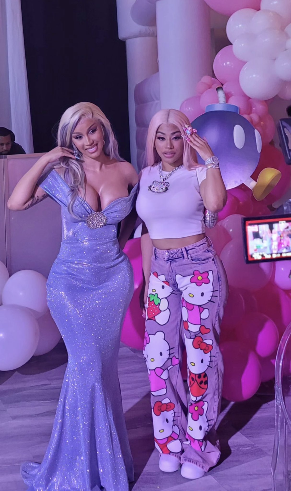 Cardi B Updates on X: "Cardi B & Hennessy at Kulture's 5th birthday party   https://t.co/3WjsSQgAcF" / X