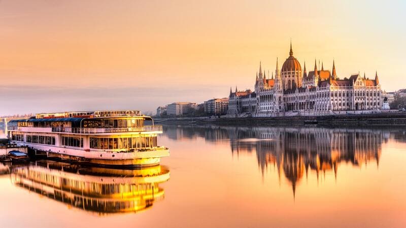 Vẻ đẹp trong mơ của Budapest, thành phố xinh đẹp nhất Hungary