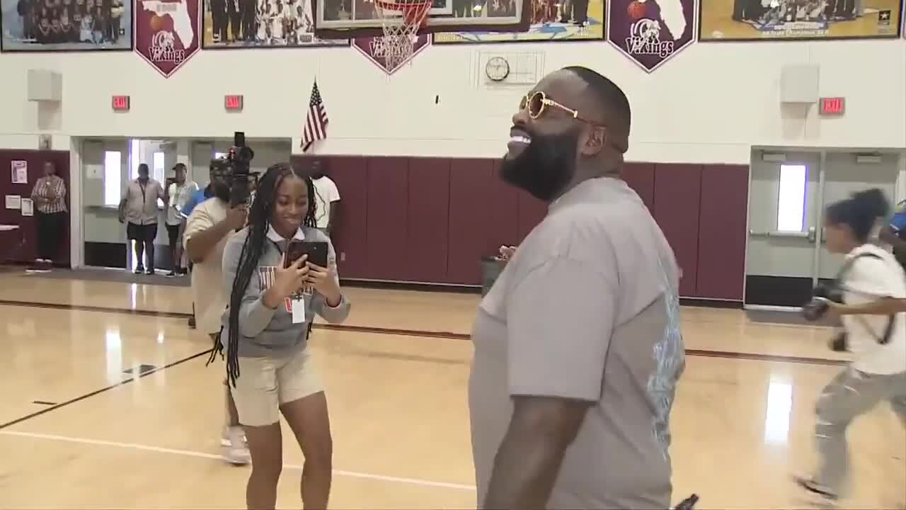 Rick Ross teams up with Councilman Reggie Leon to donate $200,000 in  supplies to Miami Gardens high schools - WSVN 7News | Miami News, Weather,  Sports | Fort Lauderdale