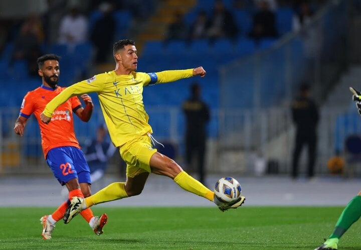 Ronaldo rescued Al Nassr in the last minutes.