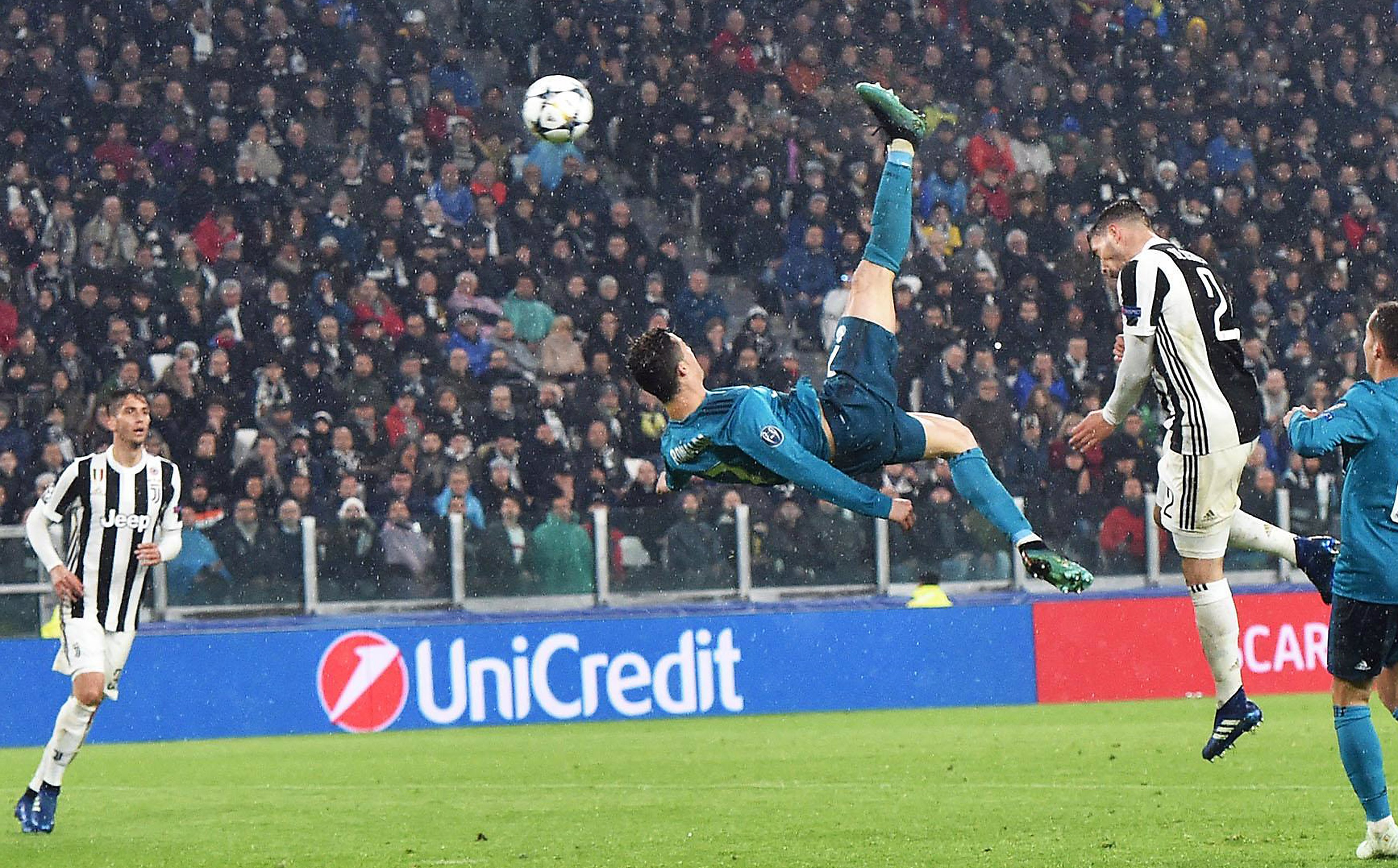 Cristiano Ronaldo scored an amazing goal against Juventus in 2018