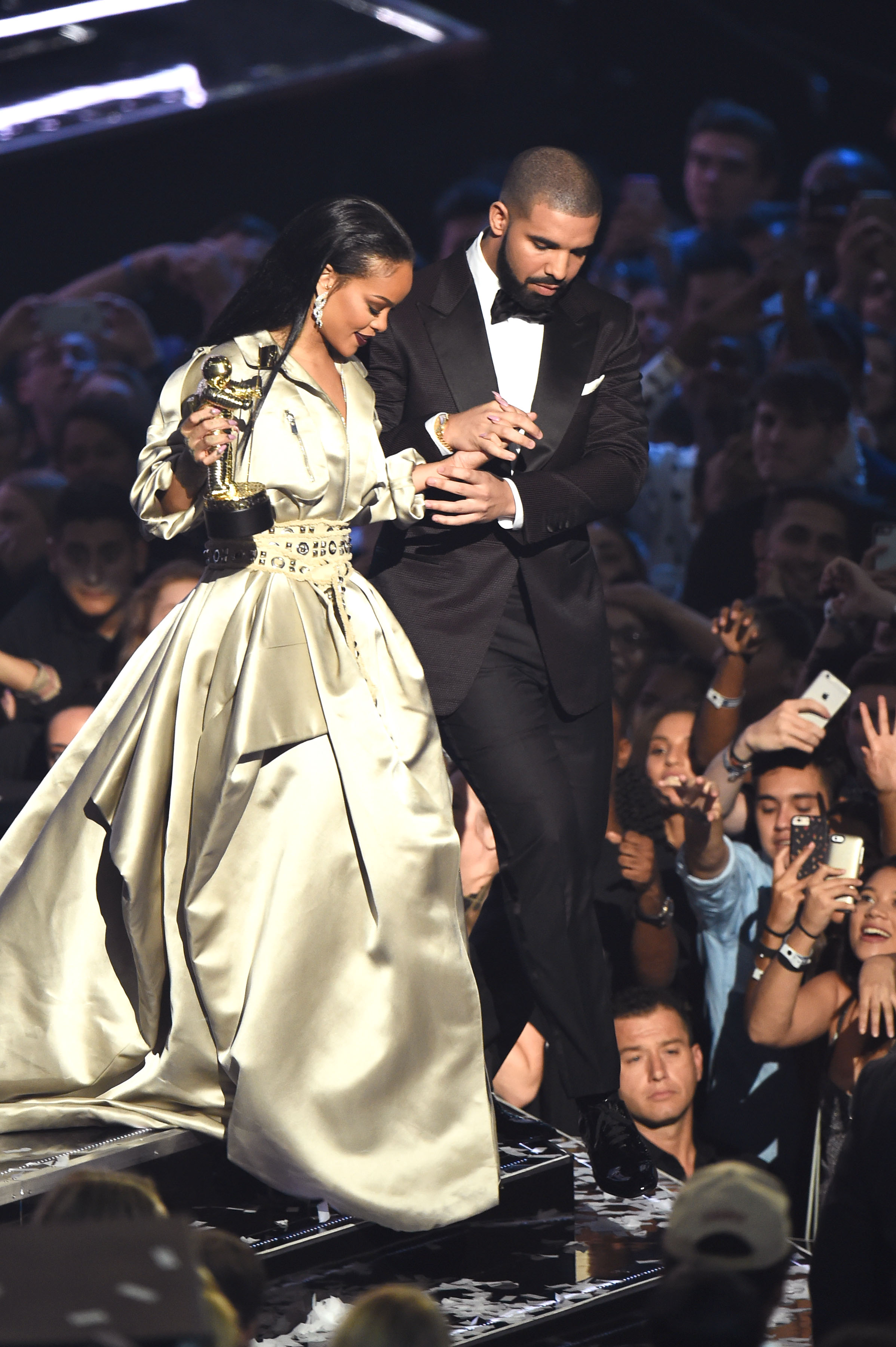 Others took the raps as proof that Drake was still hurt over his failed relationship with Rihanna years ago