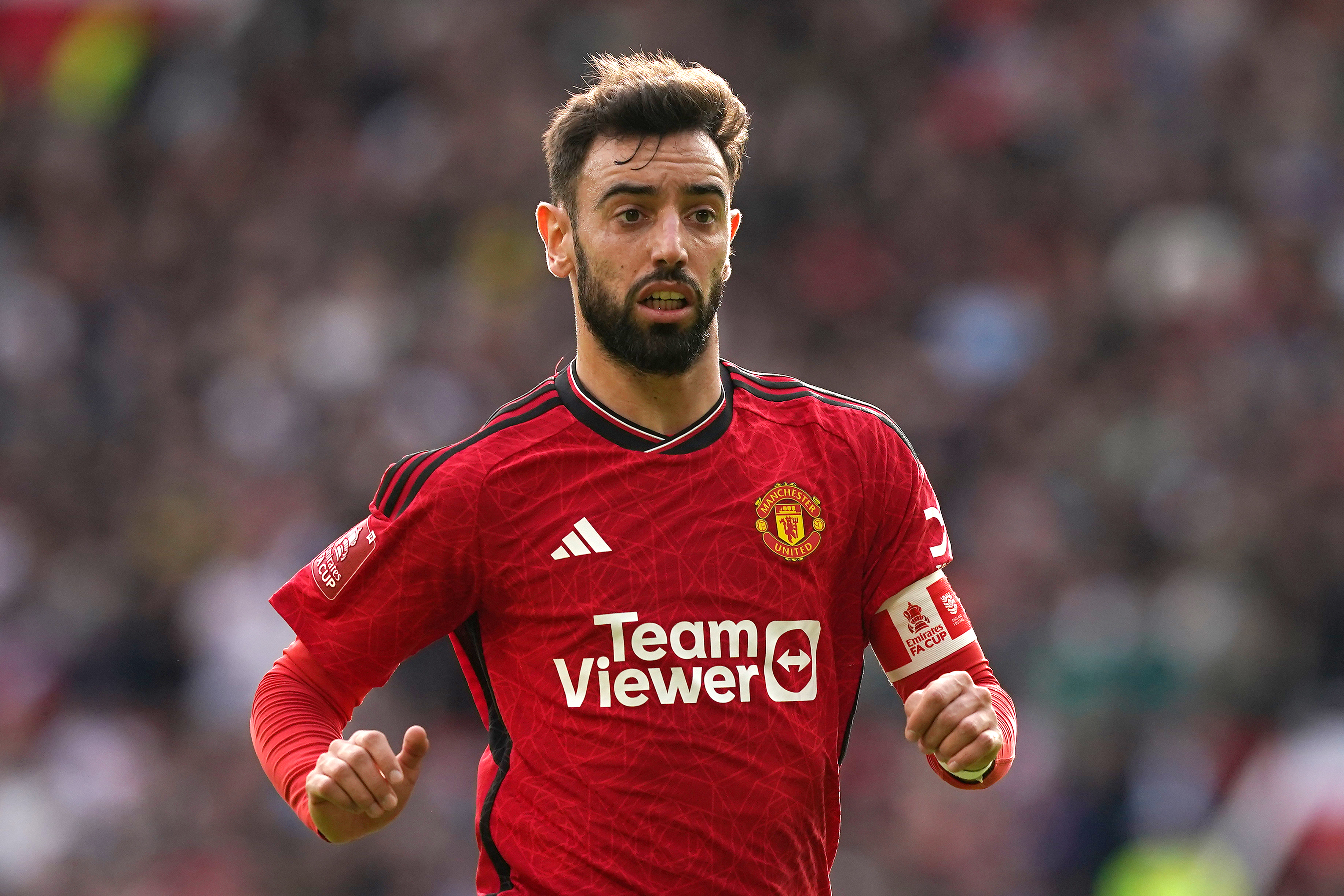 Bruno Fernandes won praise from both Man utd and rival fans this afternoon