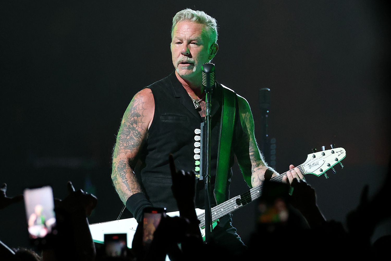 Metallica Postpones Arizona Concert After James Hetfield Tests Positive for COVID