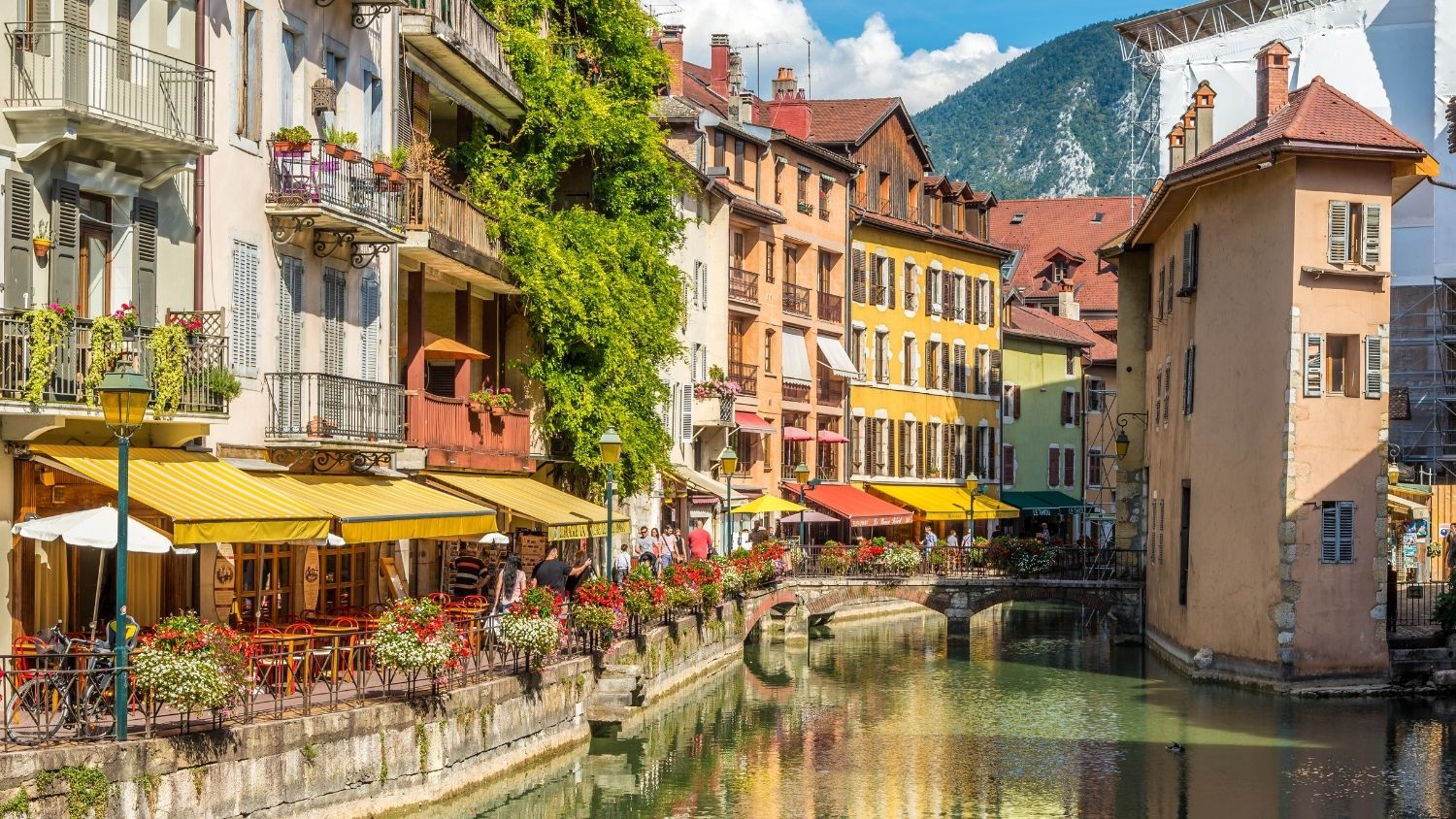 Exploring Annecy, the Venice of the French Alps