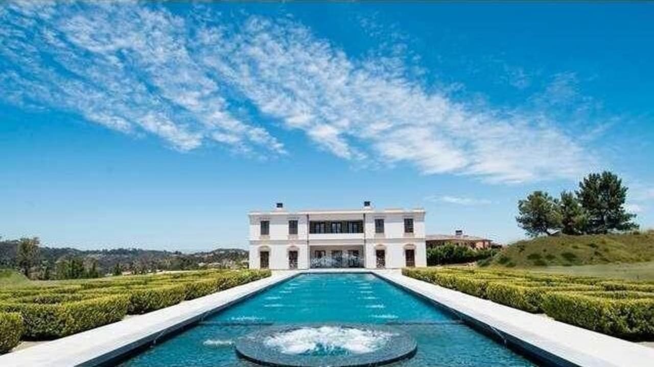 Previous listings photos show inside Anthony Davis new Bel Air mansion. Picture: Realtor.com