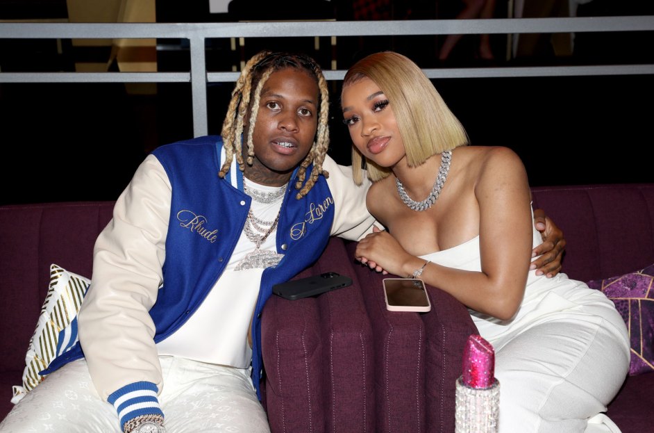 Lil Durk Proposes to India Royale at Chicago Concert: Watch – Billboard