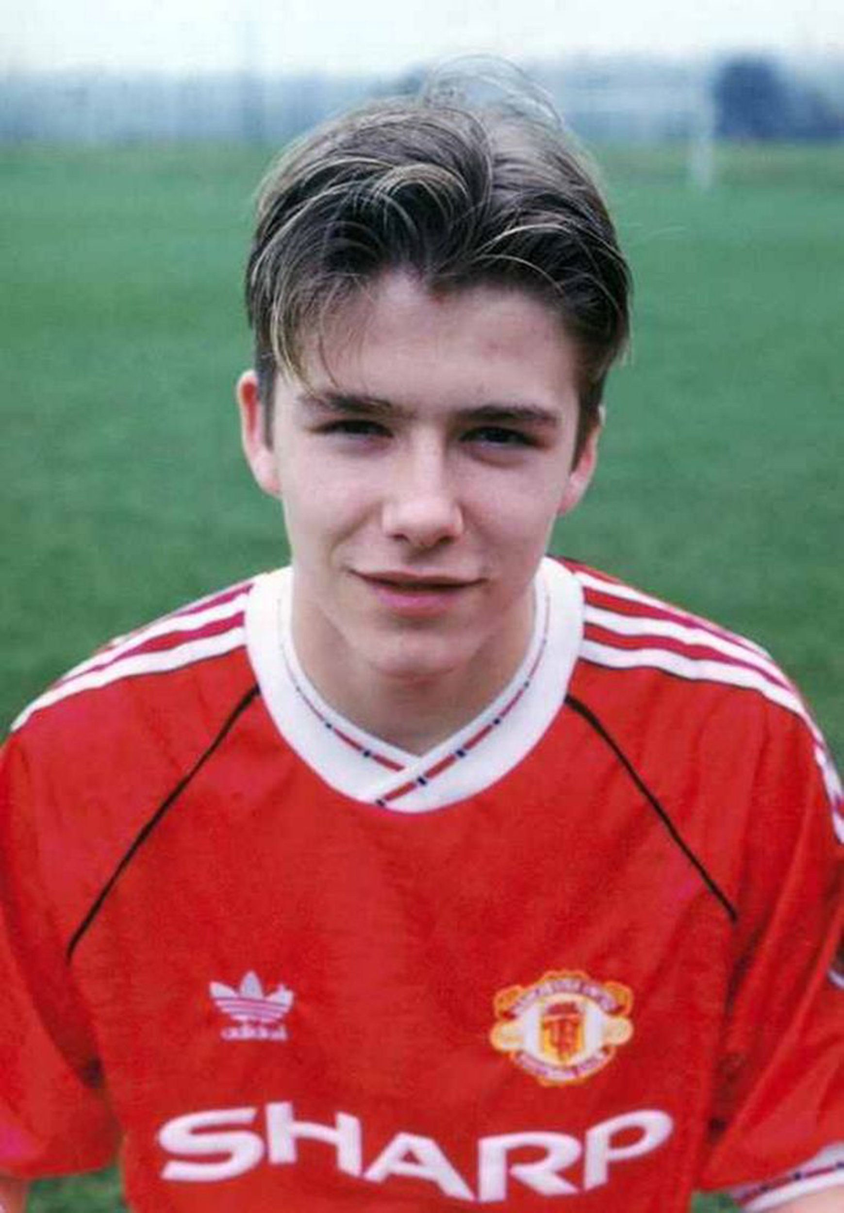 David Beckham's first Man Utd contract is set to be sold at auction