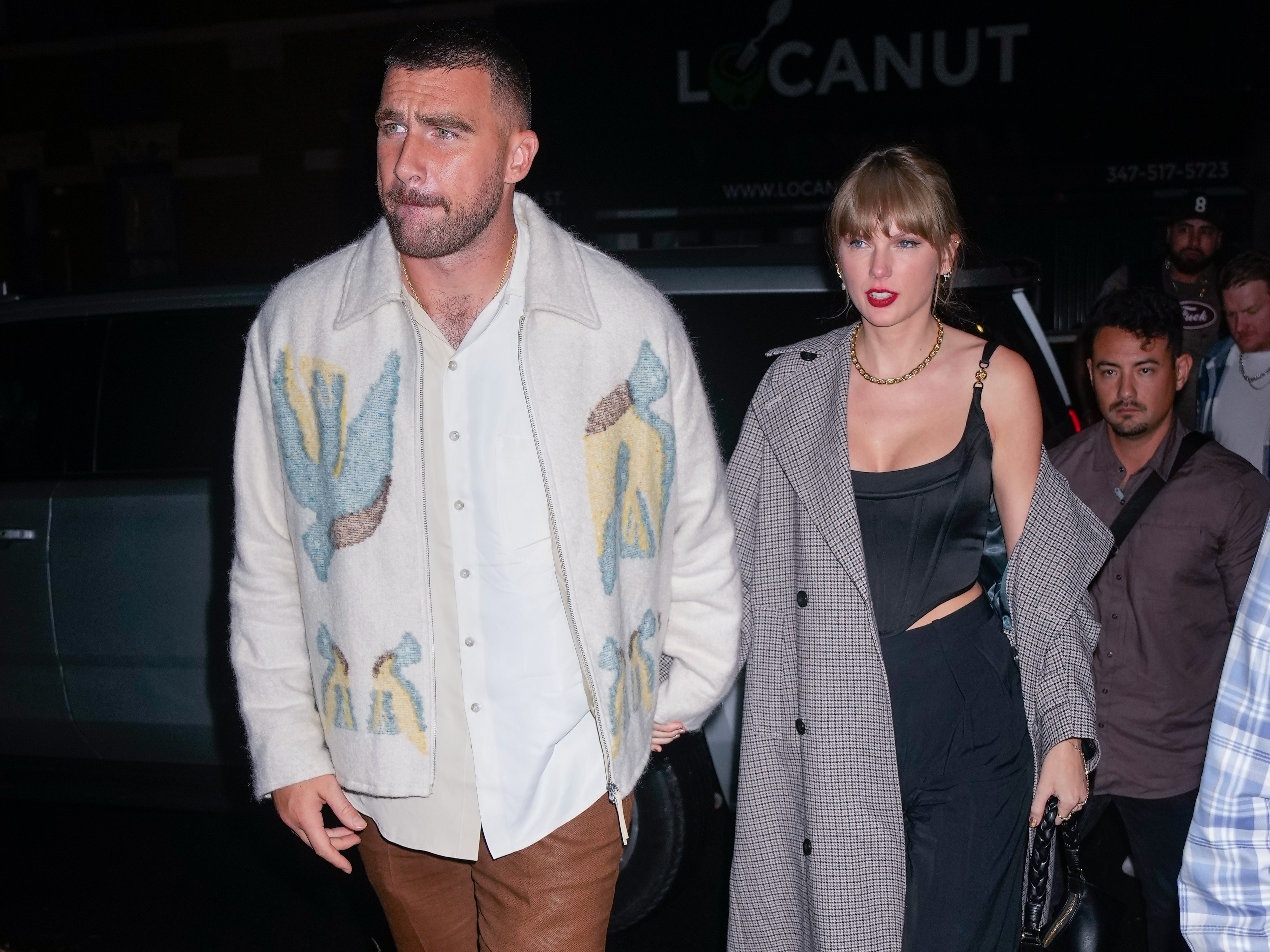 Taylor Swift and Travis Kelce's Date Night Included a Surprise Appearance on "Saturday Night Live" | Teen Vogue