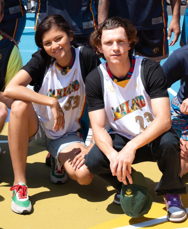 Zendaya Plays Basketball With Tom Holland in Nike x Undercover Shoes – Footwear News