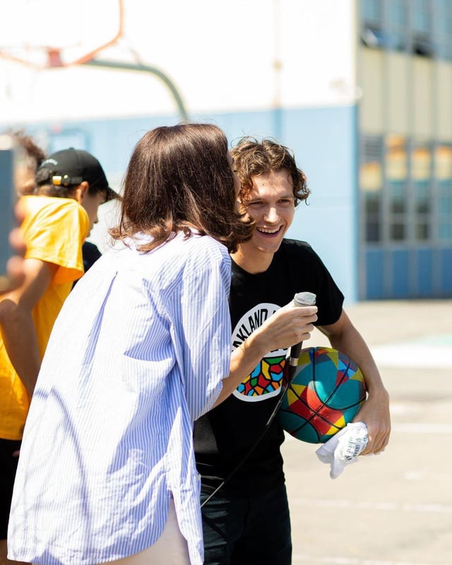 Last post I promise: Zendaya and Tom Holland in Oakland : r/popculturechat