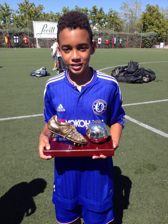 Jamal Musiala with his Madrid Football Cup 2015 Golden Boot. : r/chelseafc