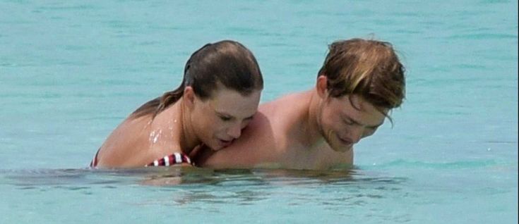 Taylor Swift and BF Joe Alwyn spend an amazing beach vacation in Caicos |  Queen