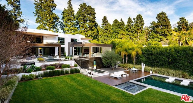 Fredrik Eklund Markets $32M Home With 'Star Wars' Homage Video