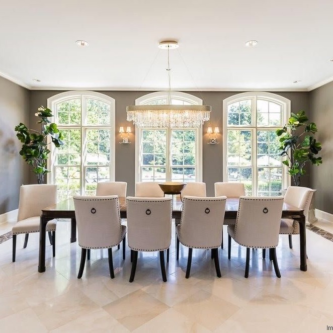 Travis Kelce Mansion: Dining Room