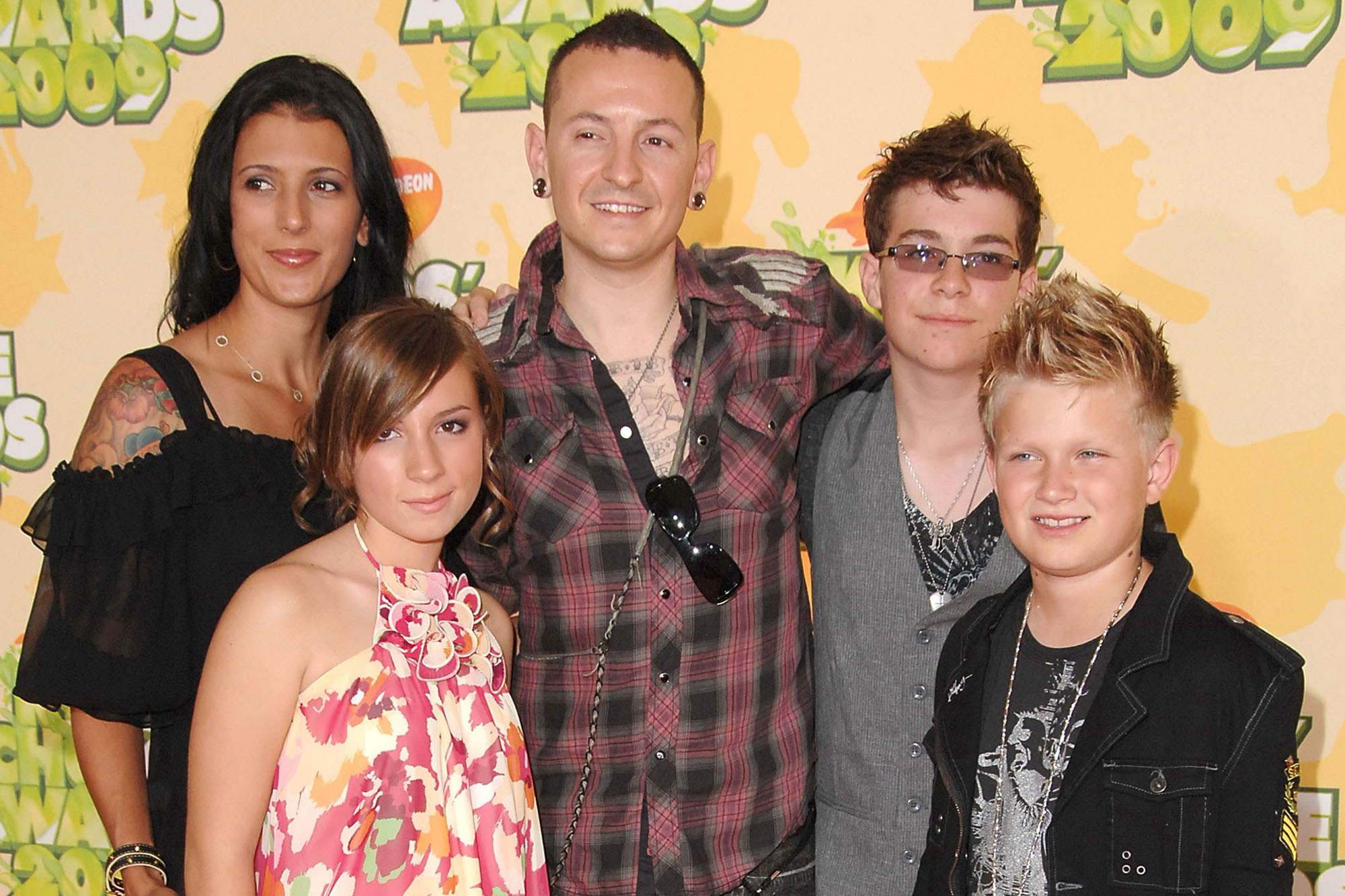 Chester Bennington leaves everything to his wife and six kids | Page Six