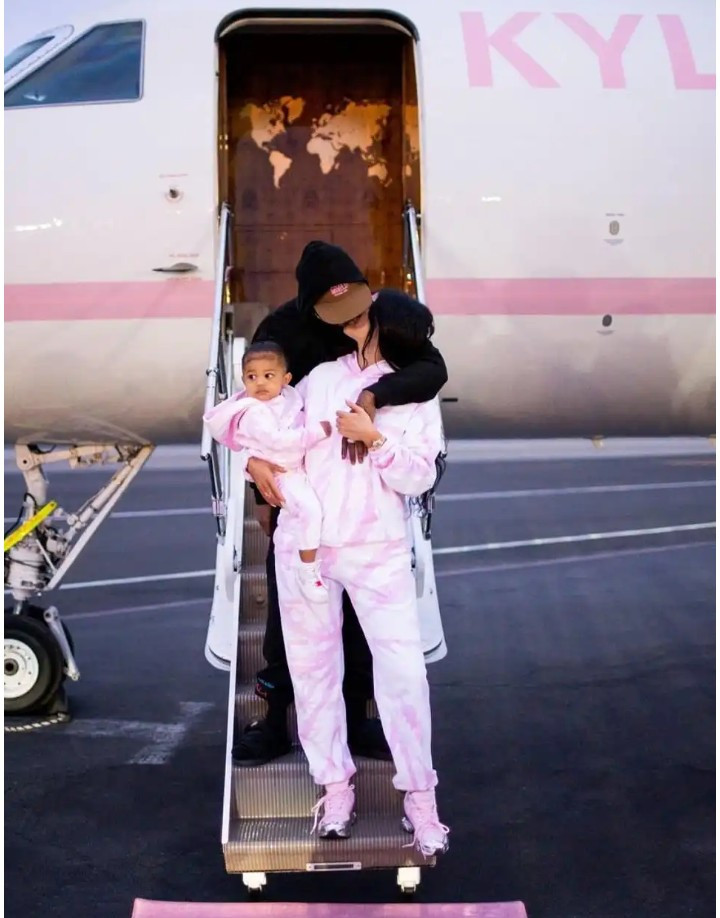 Kylie Jenner takes her girls on trip in pink private jet with Kylie