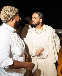 ILL - Drake & Druski at Michael Rubin's all white party last night | Facebook